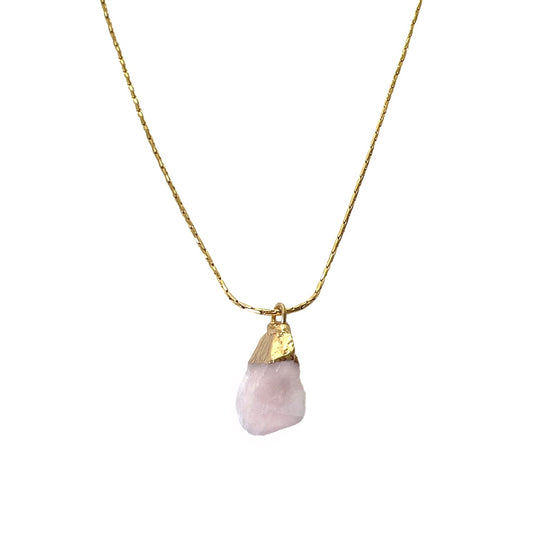 Rose quartz ketting.