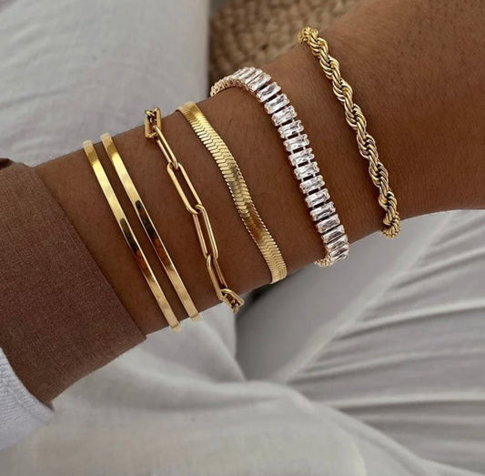 Crystallen armband.